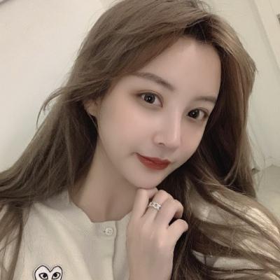 乌克兰总统视察乌军前线阵地