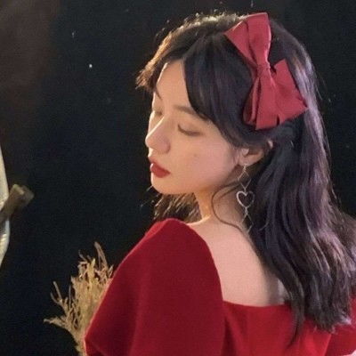 民调：特朗普支持率降至重返白宫以来最低