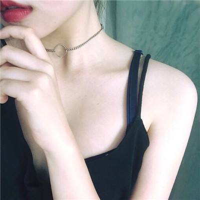 草莓视老版下载地址